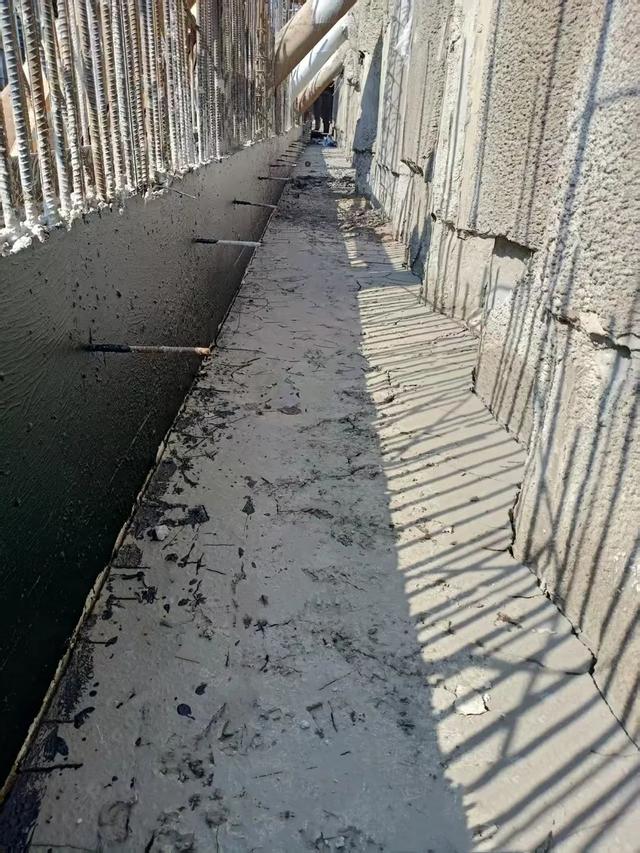 基坑肥槽狭窄难回填？新技术这样施工！