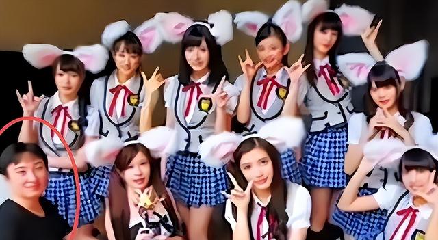 陪睡陪玩只是冰山一角,万达蒸发800亿后，官媒曝光王思聪真实现状