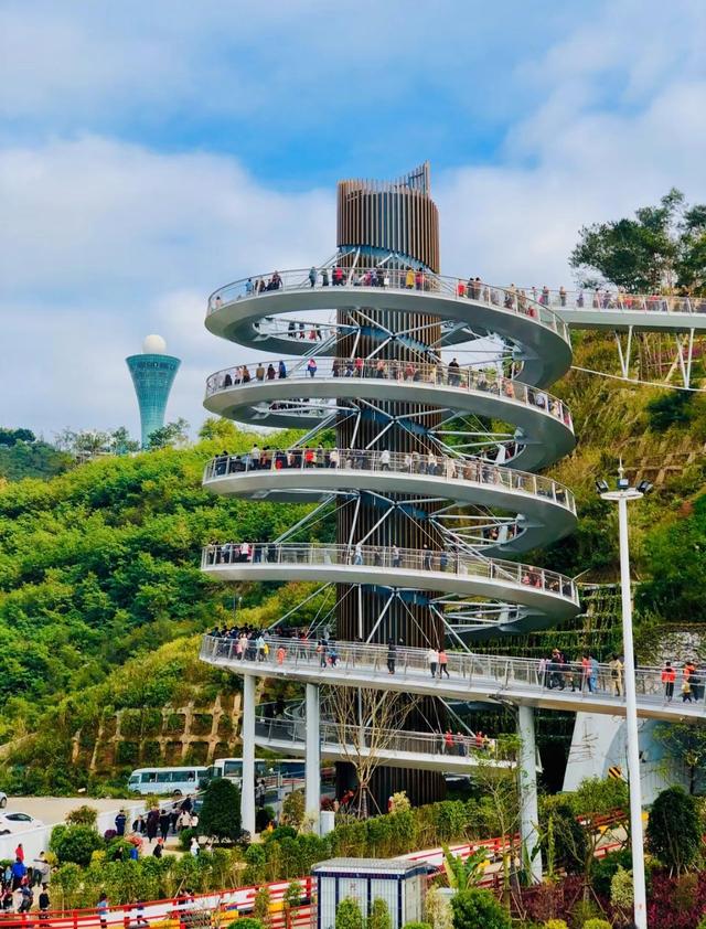 厦门山海健康步道云海线七座特色节点桥，形成一桥一景独特景观