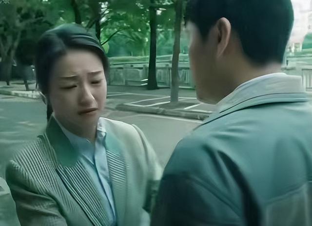 《扫毒风暴》看懂卢少骅对吴燕萍生理性喜欢，才懂马英子输在哪里