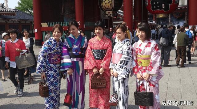 万万没想到，46条中日航线刚全部取消，就炸出来一群“妖魔鬼怪”