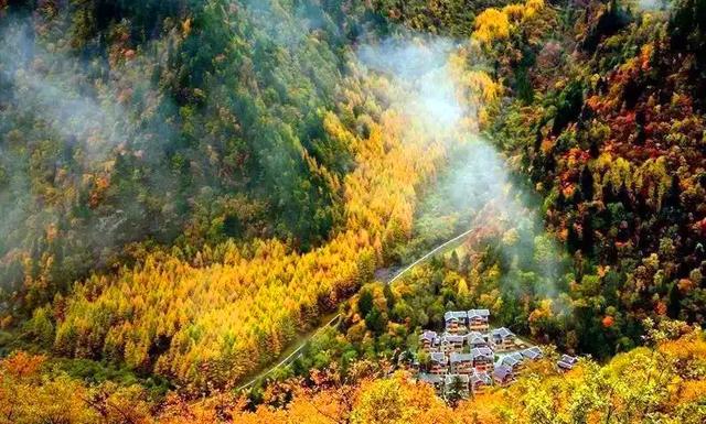 如果有时间，走一次川西顶级路线，1次深度体验胜过10次旅游！