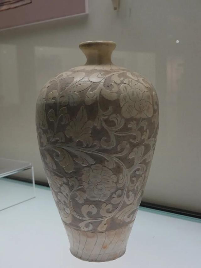 河北磁县，磁州窑博物馆笔记，那些白地黑花的枕头会讲故事