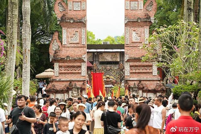 中秋国庆去哪玩？来万宁寻找那种自由放空的感觉！