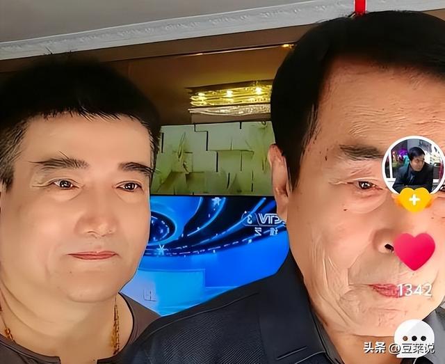 老艺术家何庆魁，被自己亲儿子捅刀：他嫖不动了，每月1万够花