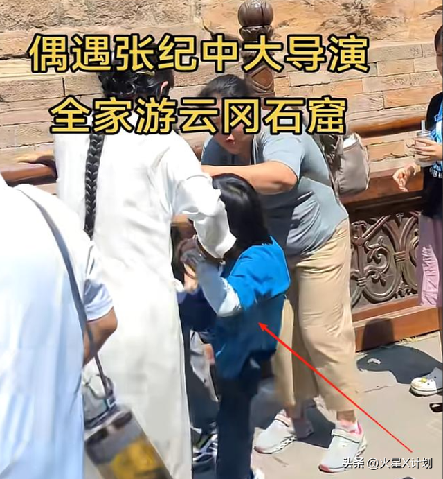一个贪财一个好色？老夫少妻的“残酷”在74岁的张纪中身上应验了