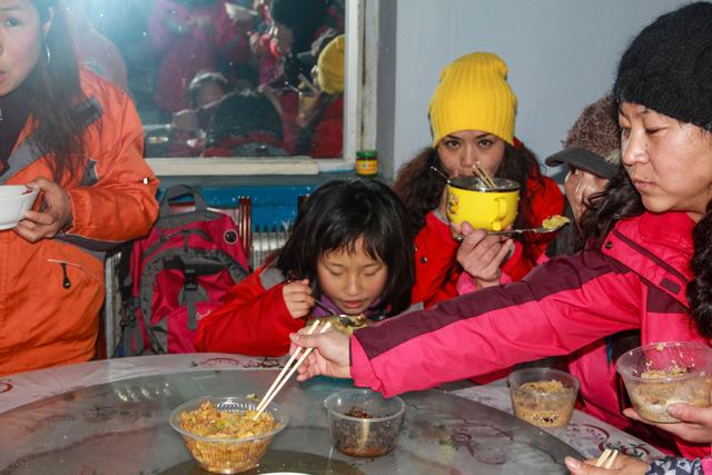 十二年前我在千山五龙宫寺庙吃粥！