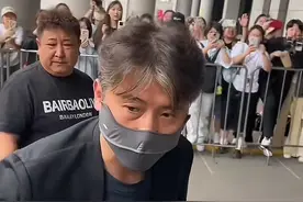 朱媛媛去世后李乃文唐旭首现身！一身黑衣戴口罩，憔悴模样惹人疼图片