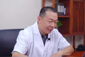 鼻塞不通气，鼻涕黄浊，是肝胆湿热，有了这个中成药，鼻炎就好了图片
