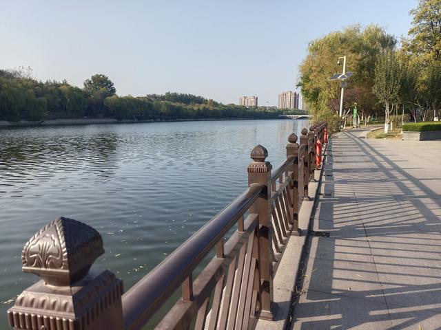 骑行孤独寻心静