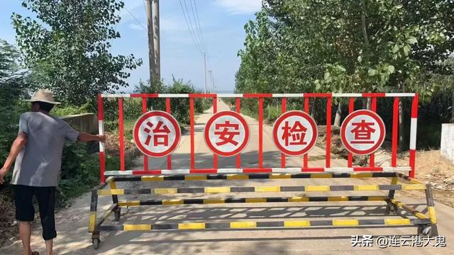 赣榆自己的赛里木湖火了，蓝天、碧水、绿草、青山、黄牛元素满满