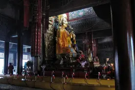 宗喀巴大师图片