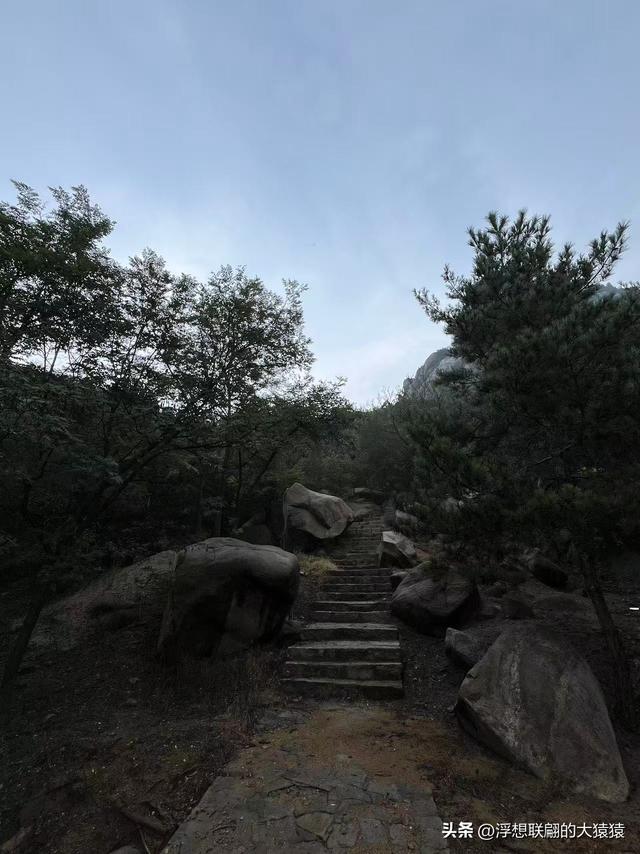 莱芜雪野的马鞍山，极其极其值得一游！