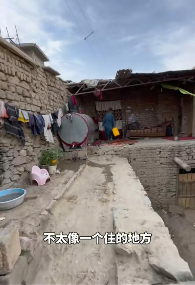 真实阿富汗:女人禁止工作、10岁男孩擦鞋日赚10元、搞文艺犯法