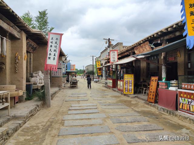 镇北堡西部影城，现场重温大话西游中的经典场景
