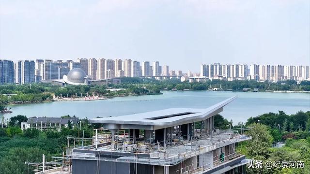 商丘古城作为国家历史文化名城，在文旅产业发展方面拥有众多机遇