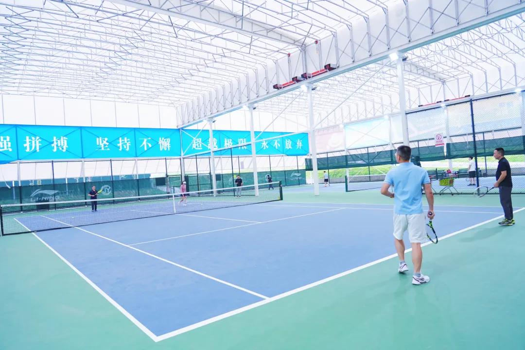 首届网球友谊赛暨武汉市高新技术产业协会网球分会正式成立! 首届网球友谊赛暨武汉市高新技术产业协会网球分会正式成立!