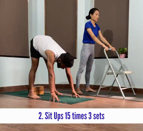 每天坚持双腿分开下蹲5分钟，臀翘了、腿脚有力了，膝盖也不疼了