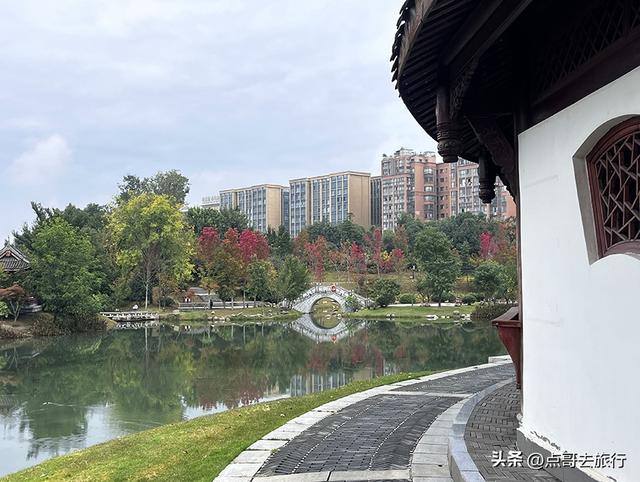 成都双流被低估景区，枫叶惊艳恍若到了川西，不要门票，公交直达