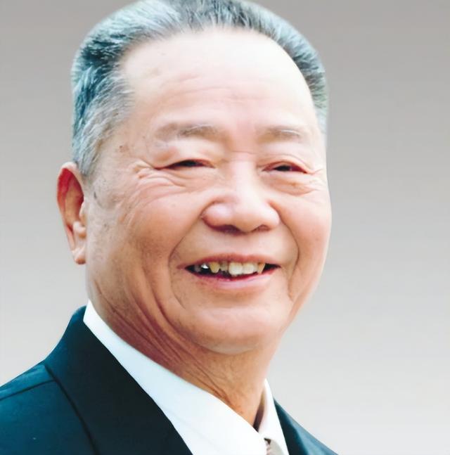 张廷发为什么能够成为中央政治局委员？