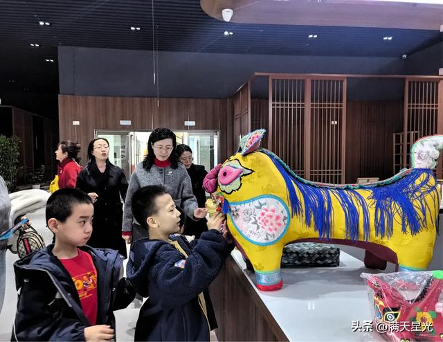 浑源县妇联组织开展庆“三八”沉浸式文化体验活动