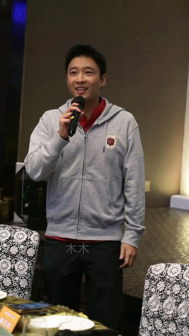 14岁就长得“倾国倾城”，24岁被富豪花7亿娶回家，8年生下4个娃