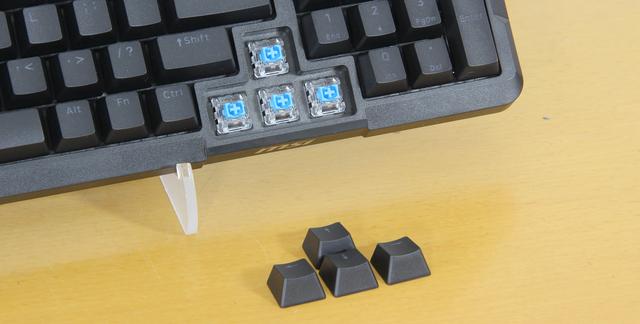 微星暗黑系列键盘评测：GK500W与GK600W三模机械键盘全方位对比