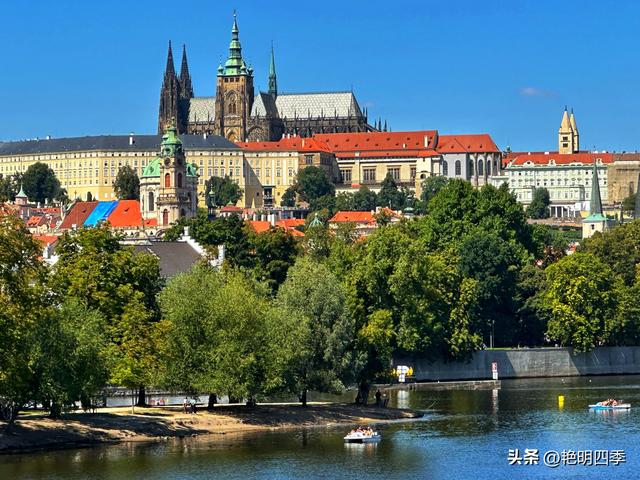 欧游杂记（14）‖ 布拉格：被我们严重低估的“千塔之城”