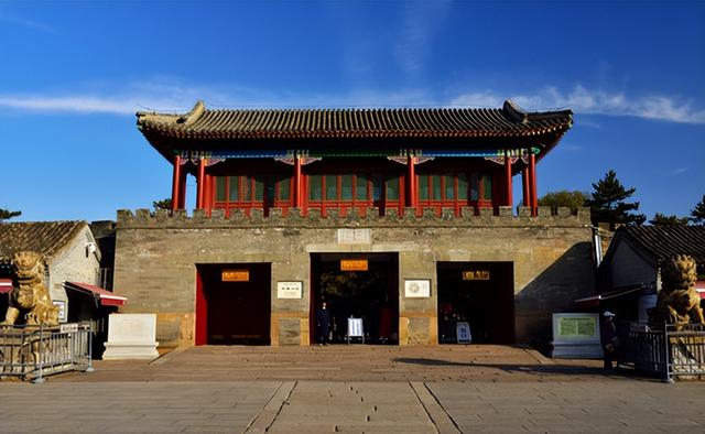 别再去三亚人挤人了！河北这座被低估的皇城，藏着半部清史