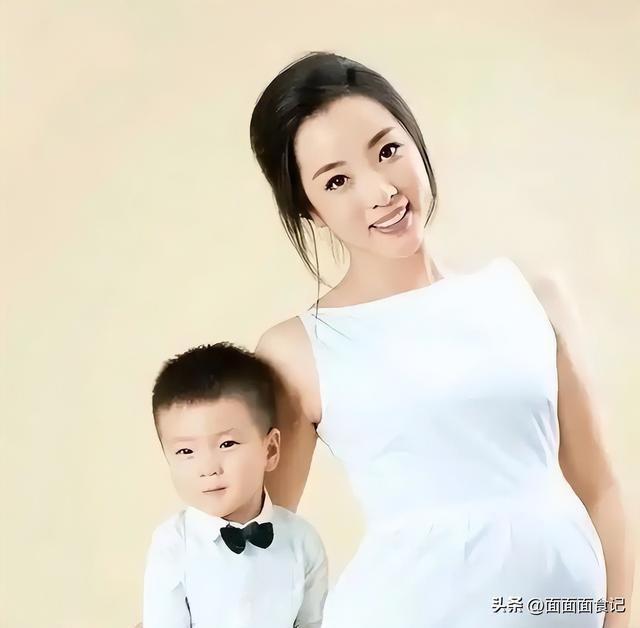 39岁的李思思也没想到，因阅兵后的一个举动，轻松实现口碑暴涨