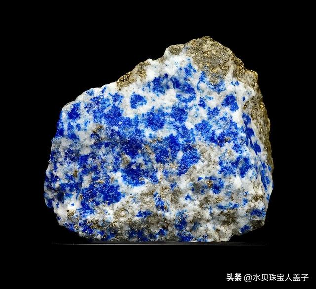 珠宝科普|每天打卡一种宝石——青金石