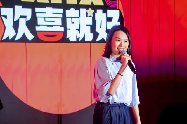 “清新福建”脱口秀全省展演启幕 首场演出精彩开麦
