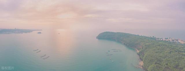 江苏人逛涠洲岛沉默了！干燥皮肤遇湿润空气，细节甩全国一条街