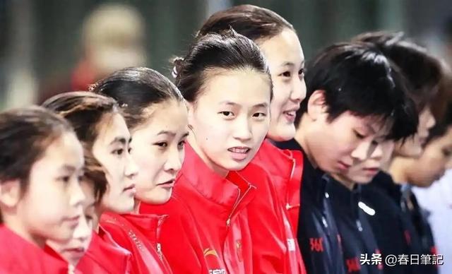 中国跳水队抵达新加坡！全红婵、昌雅妮缺席，陈芋汐称特别兴奋
