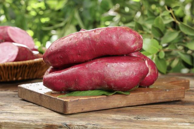 肾友必看：营养师盘点9种最护肾的超级食物，没想到这主食也上榜