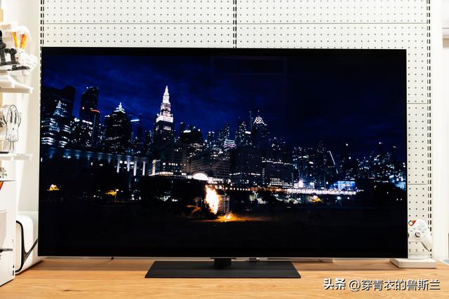 10平米全能空间大揭秘，LG OLED evo 4K 55G5智能电视补齐最后短板
