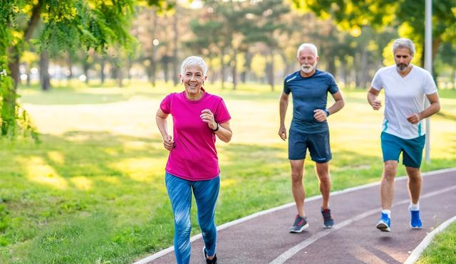 经常跑步对肺好吗？医生告诫：肺最喜欢的这2件事	，建议多做！