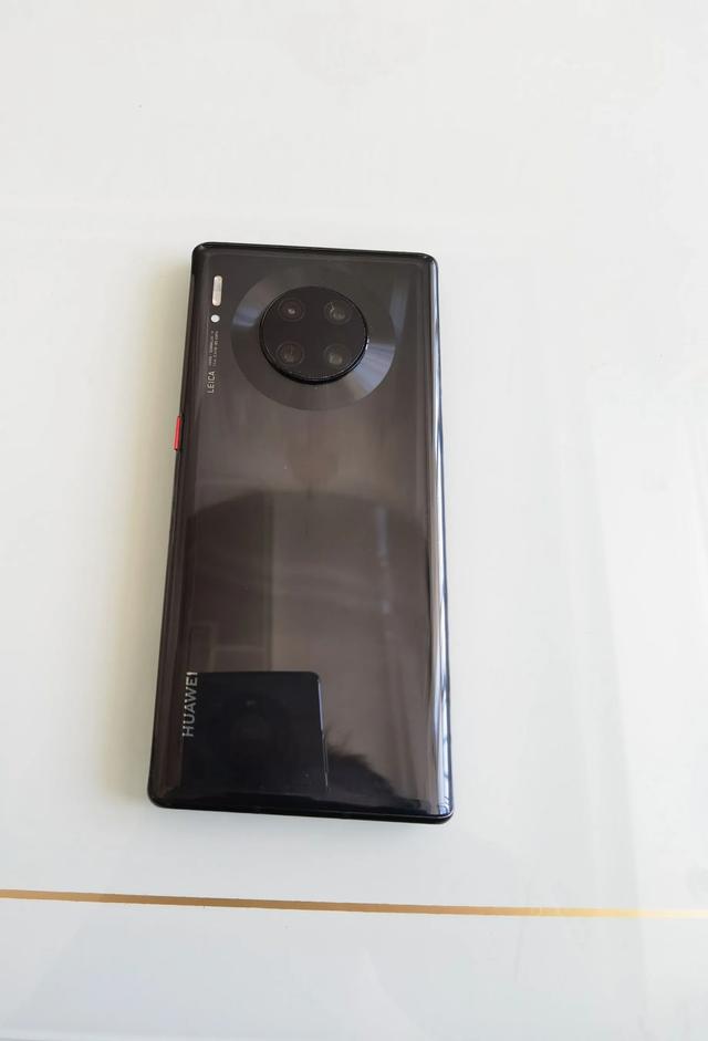 华为mate 30 Pro你赢了!