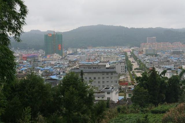 从北京自驾到云南 感受抗战之九：龙陵与松山