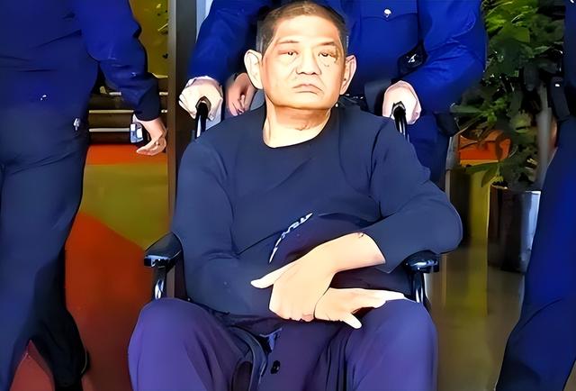 100多位情妇，包养费上亿元，9女同床却落得个凄凉下场、人财两空
