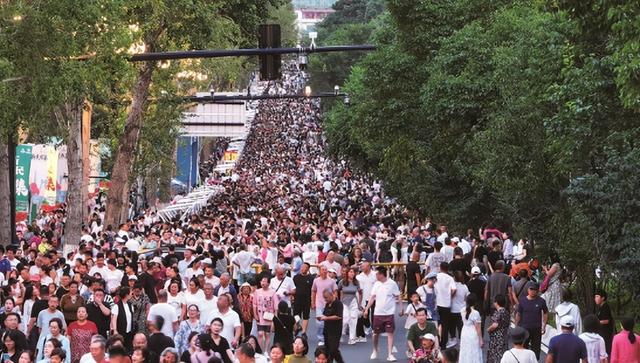 一座青春之城的活力跃迁——长春“周末经济”现象解析