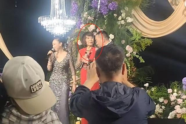 原来早已不是中国籍？事业巅峰远赴美国，被老外“玩腻	”晚年回国