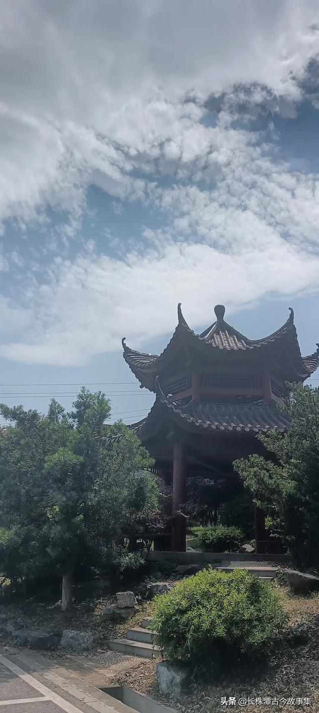 长沙惊现瀑布，就在圭塘河跳马这里