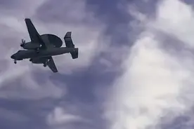 新年第一飞，“海盘子”低空亮相，空警600随时准备入役图片