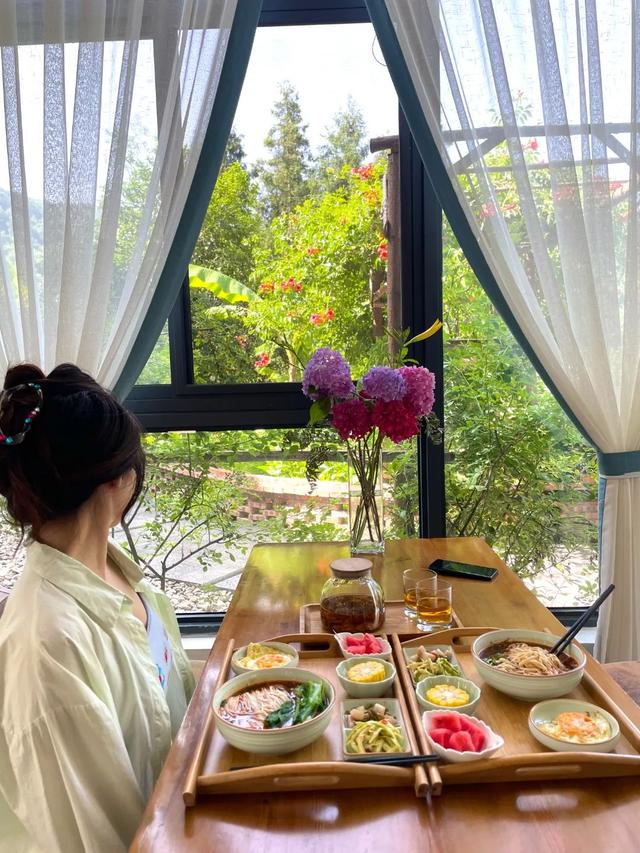 广元不远 周末优选 | 人生一定要有一个夏天，属于月坝！