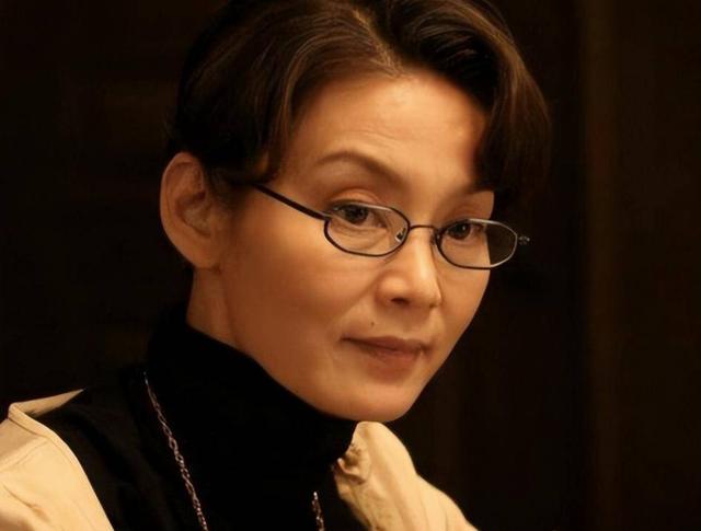 演技再好长得凶也白搭！一脸“凶相”的5位女演员，可惜了好演技