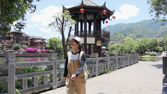 云南宝藏森林城市，温泉瀑布，苗寨古村，昆明动车直达