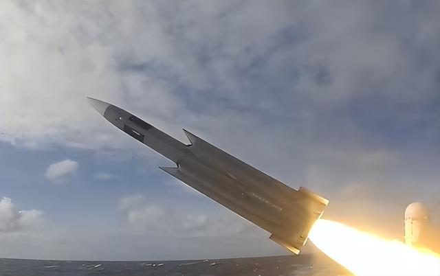 东引岛：距离大陆仅50公里，武装严密，山体竟早就已被全面挖空！​