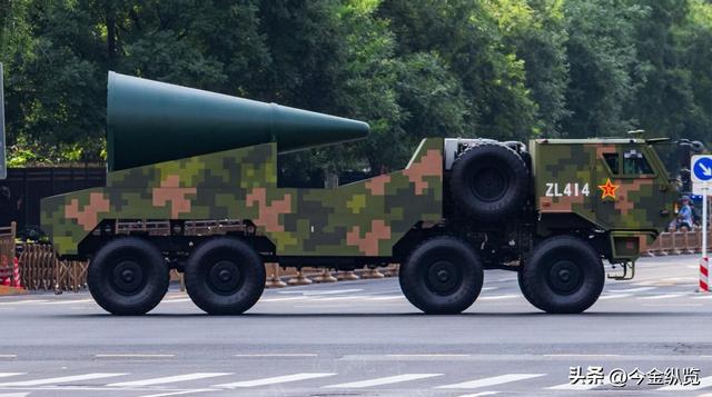 美军报告罕见瘦身又失聪：中国核武器、高超音速导弹，一个不敢提