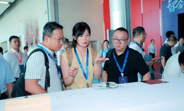两款产品全球首发丨2025年首钢无取向软磁材料用户技术研讨会召开